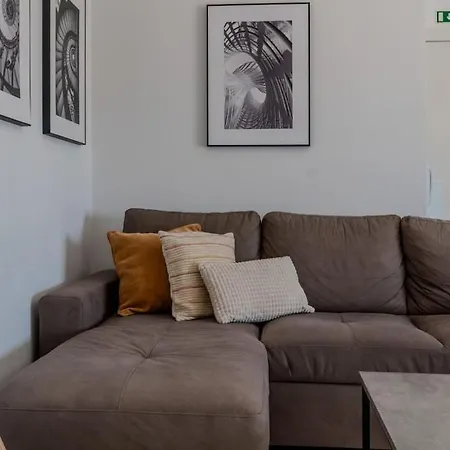 New Modern Penthouse - Huge Terrace - * Birkirkara