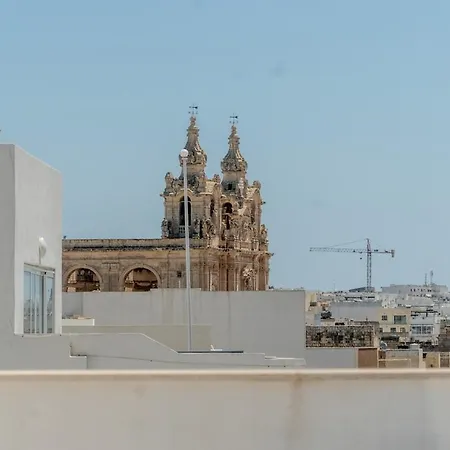 New Modern Penthouse - Huge Terrace - *